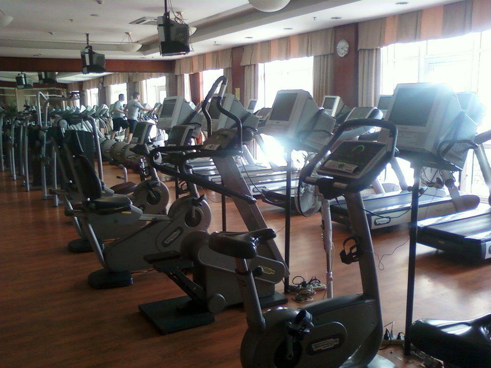 Yosemite Business Hotel