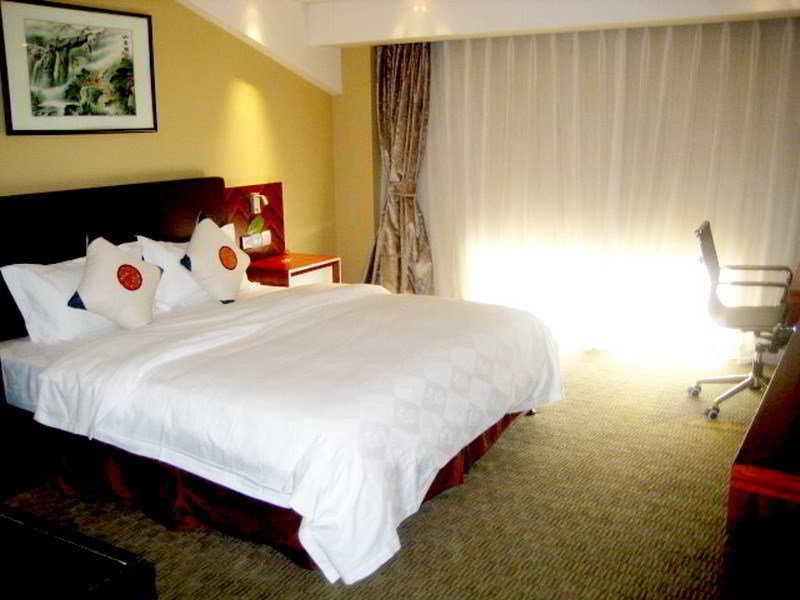 Yosemite Business Hotel